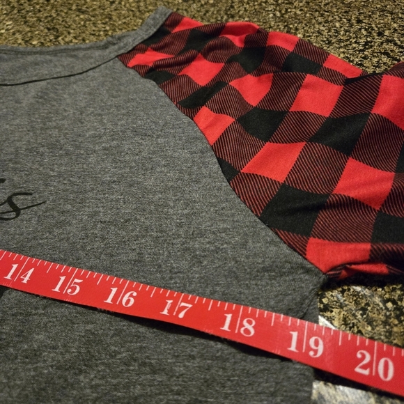 Buffalo Plaid Red & Black Sleeves Gray Shell Holiday Long Sleeve Tee Women M - Picture 9 of 10